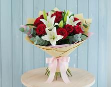 Букет цветов из:  Лилии и Розы #REPLACE_PRED# Каргаске