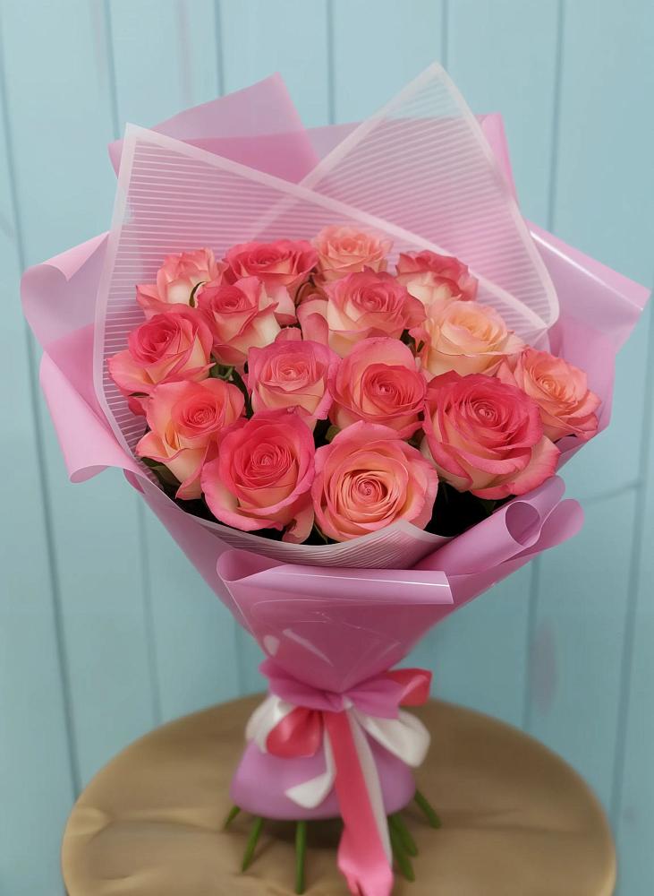 Букет 15 Розовых роз Равель в Каргаске