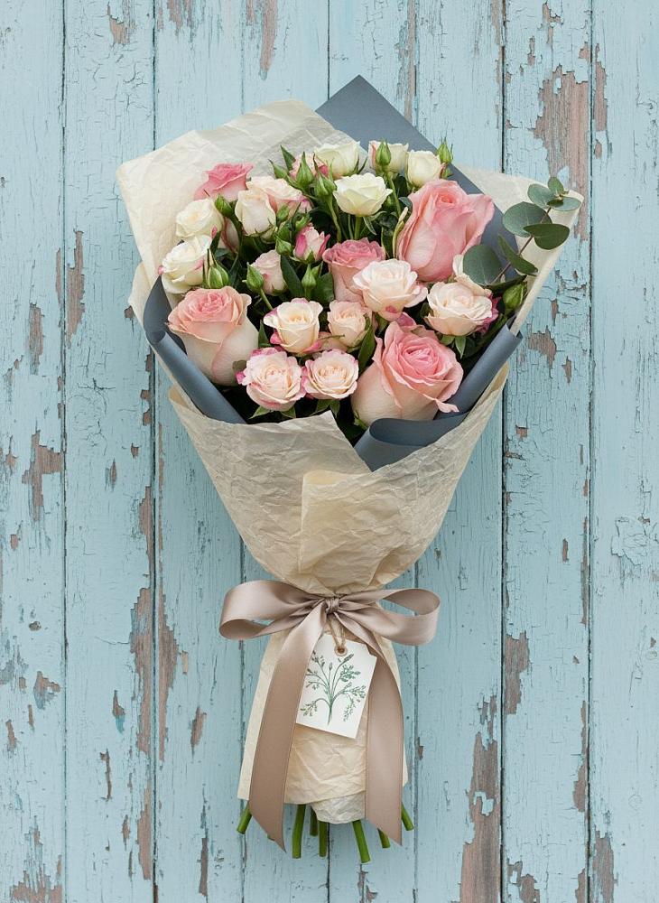 Букет цветов из: Розы в Каргаске