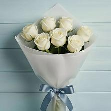 Букет 7 Белых роз Эдлесс Лав в Каргаске