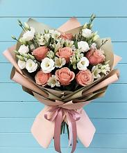 Букет цветов из:  Розы, Альстромерии и Лизиантусы #REPLACE_PRED# Каргаске