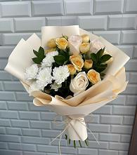 Букет цветов из:  Розы и Хризантемы в Каргаске