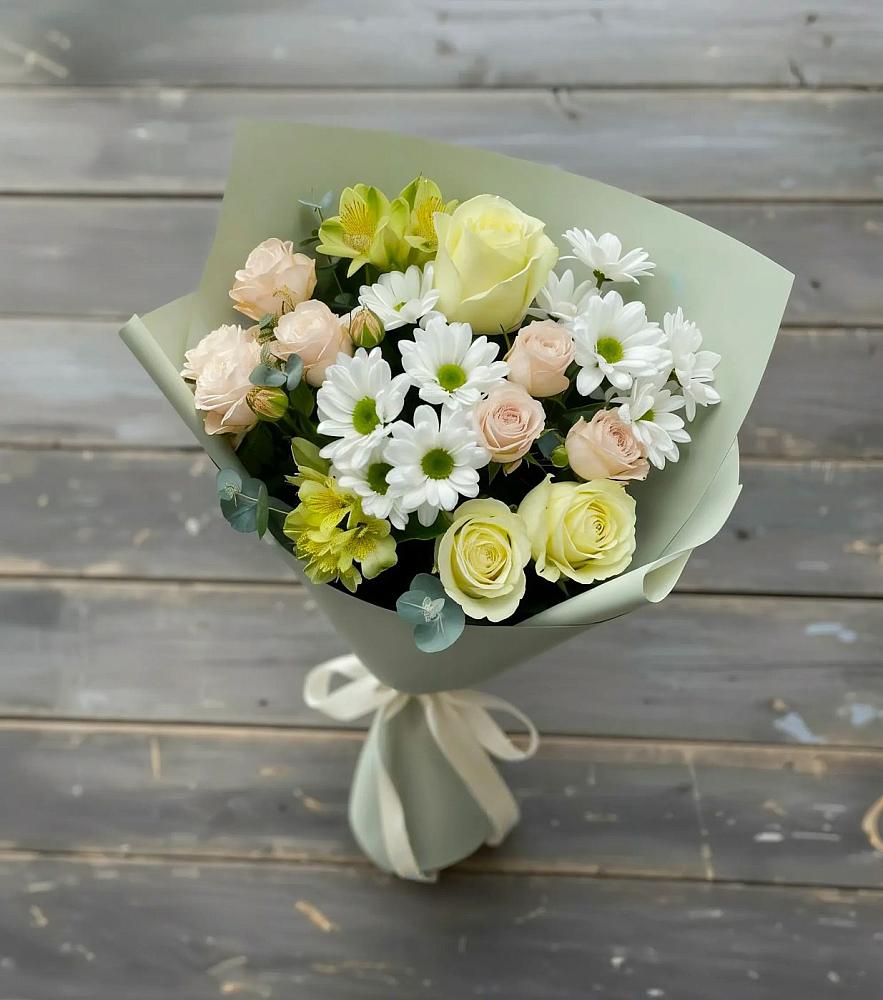 Букет цветов из: Альстромерии, Розы и Хризантемы в Каргаске