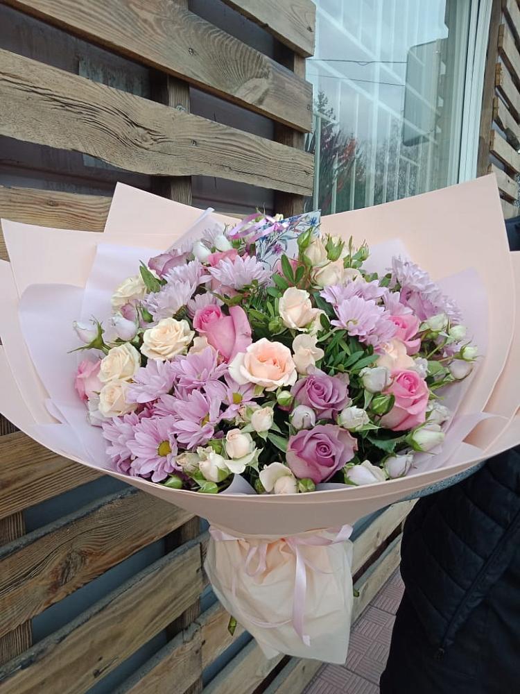 Букет цветов из: Розы и Хризантемы в Каргаске