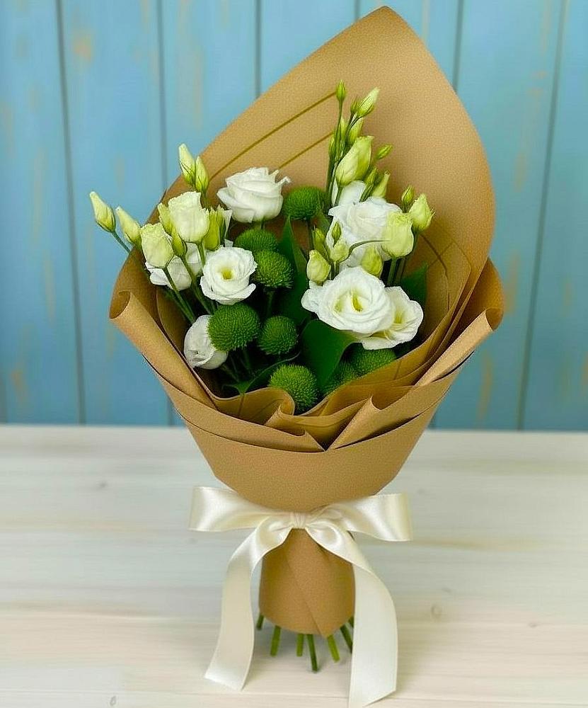 Букет цветов из: Хризантемы и Лизиантусы в Каргаске