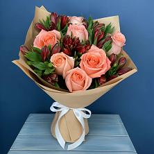 Букет цветов из:  Розы и Альстромерии в Каргаске