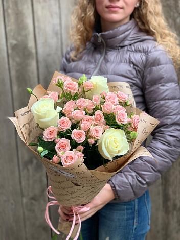 Букет цветов из: Розы в Каргаске