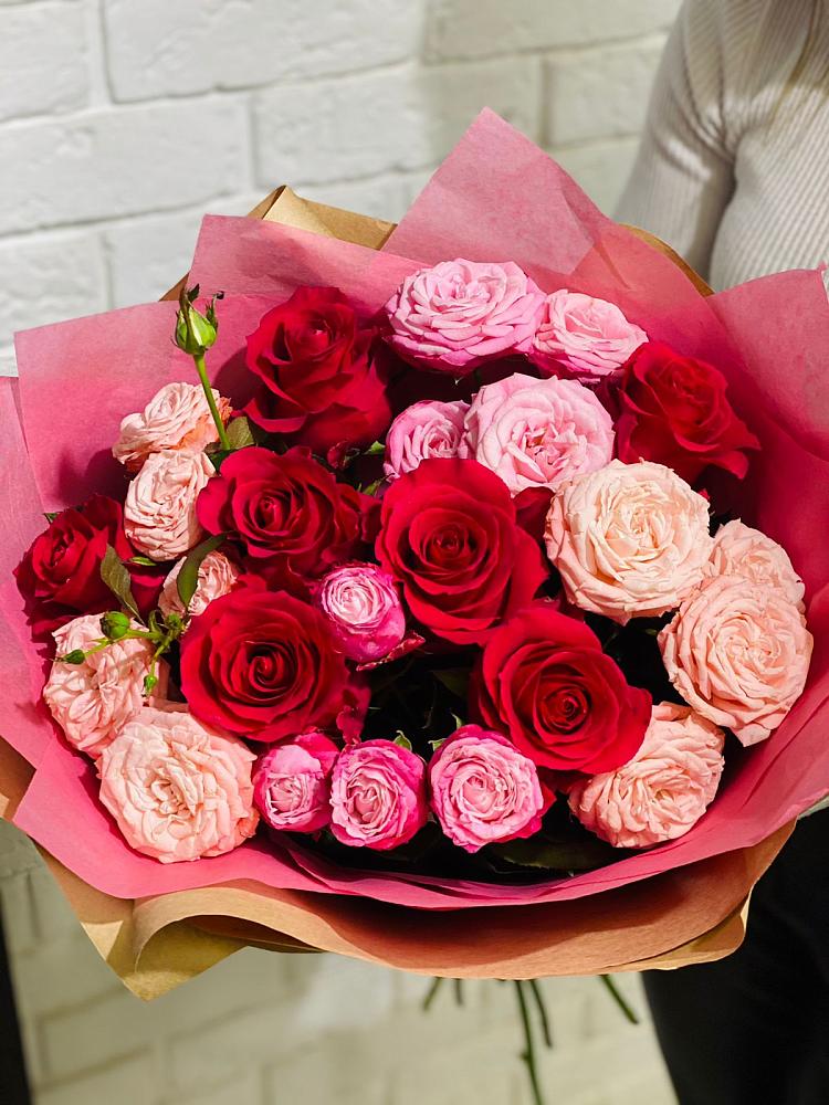 Букет цветов из: Розы в Каргаске