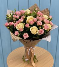 Букет цветов из:  Розы в Каргаске