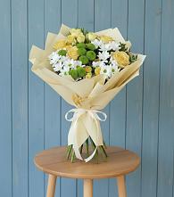 Букет цветов из:  Хризантемы и Розы в Каргаске