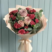 Букет цветов из:  Гвоздики и Розы в Каргаске