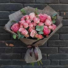 Букет цветов из:  Розы в Каргаске
